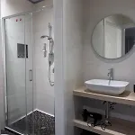 Ra *