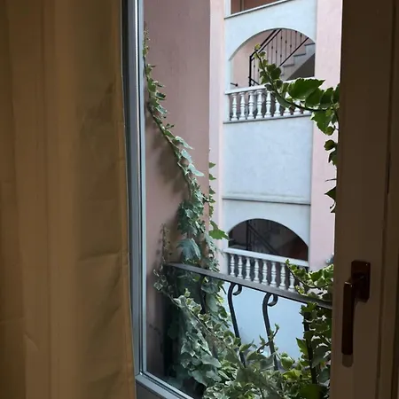 Ra Apartman